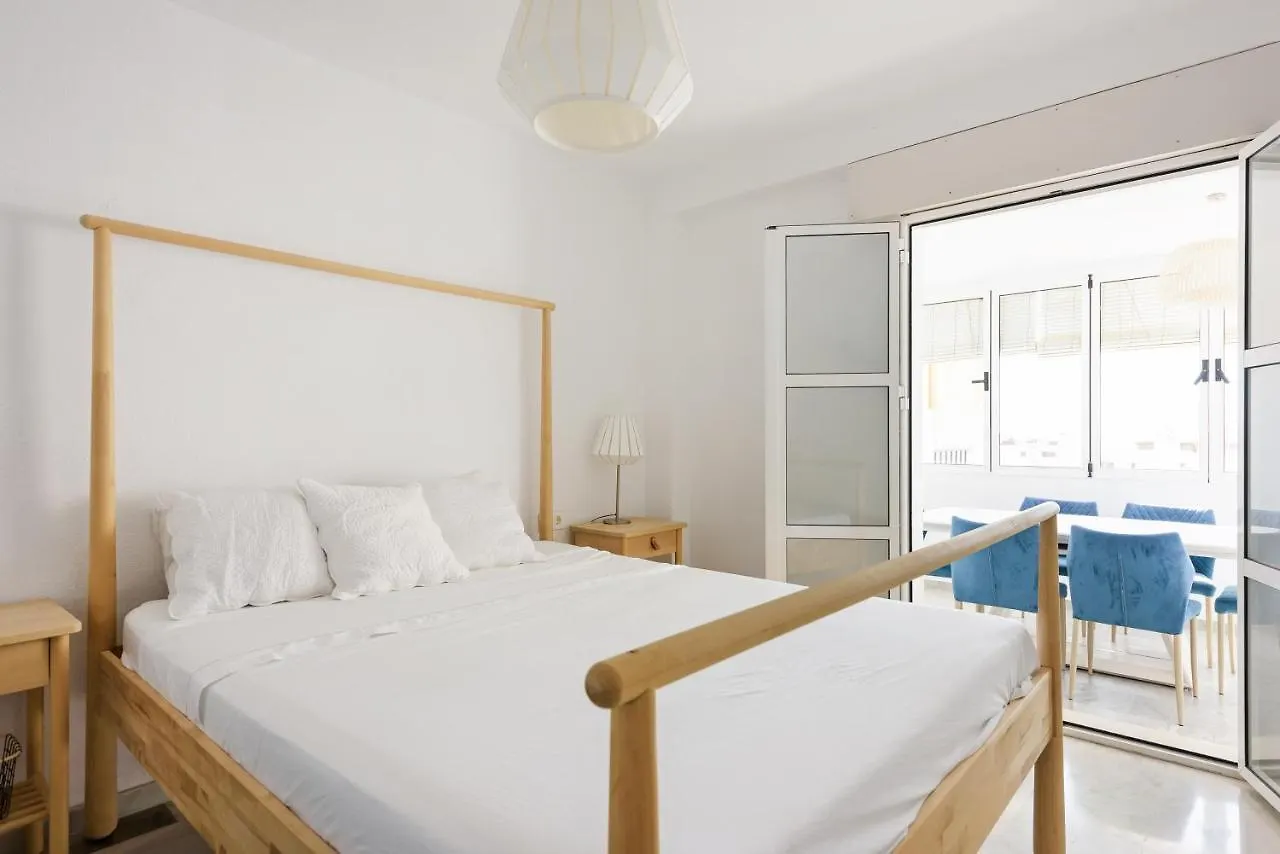 Urbanchicmalaga Sea View All Year Pool 10M From Beach And Shops In Torremuelle Benalmadena 0*,
