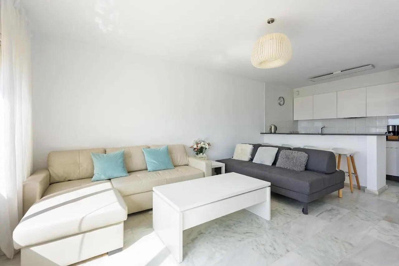Urbanchicmalaga Sea View All Year Pool 10M From Beach And Shops In Torremuelle Benalmadena Apartment